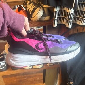 Clove size 9.5 like new Women's Purple and Pink Athletic Shoes